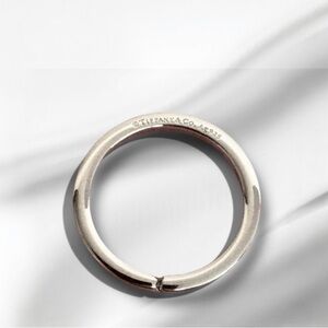 💯 Authentic Tiffany and Co. Sterling Silver Key Ring